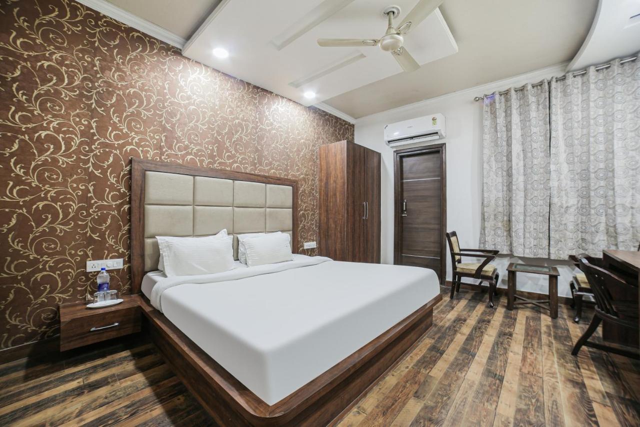 Townhouse Hollywood Heights Amritsar Exterior foto