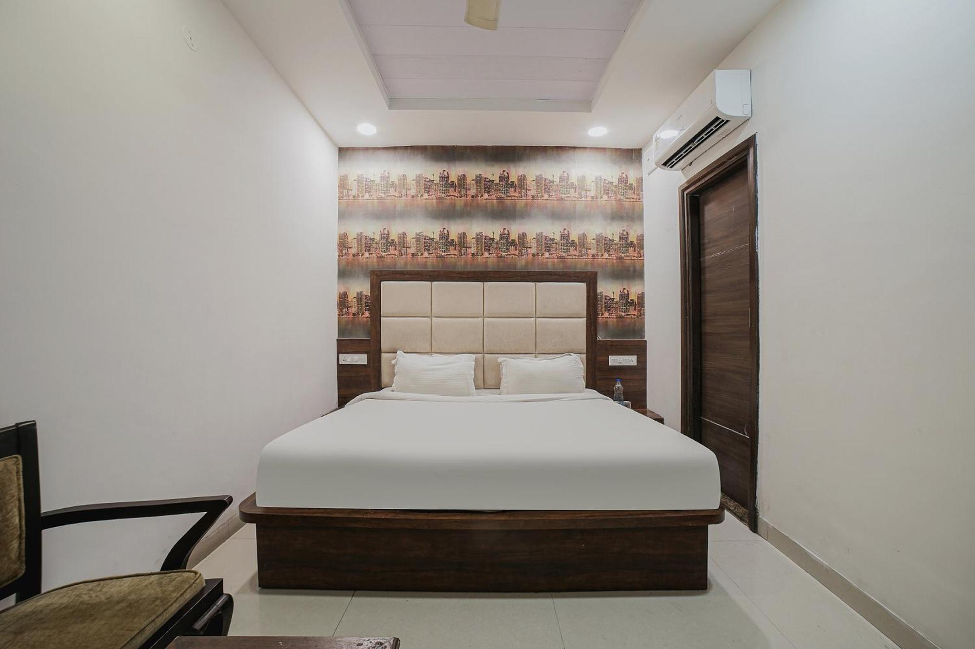 Townhouse Hollywood Heights Amritsar Exterior foto