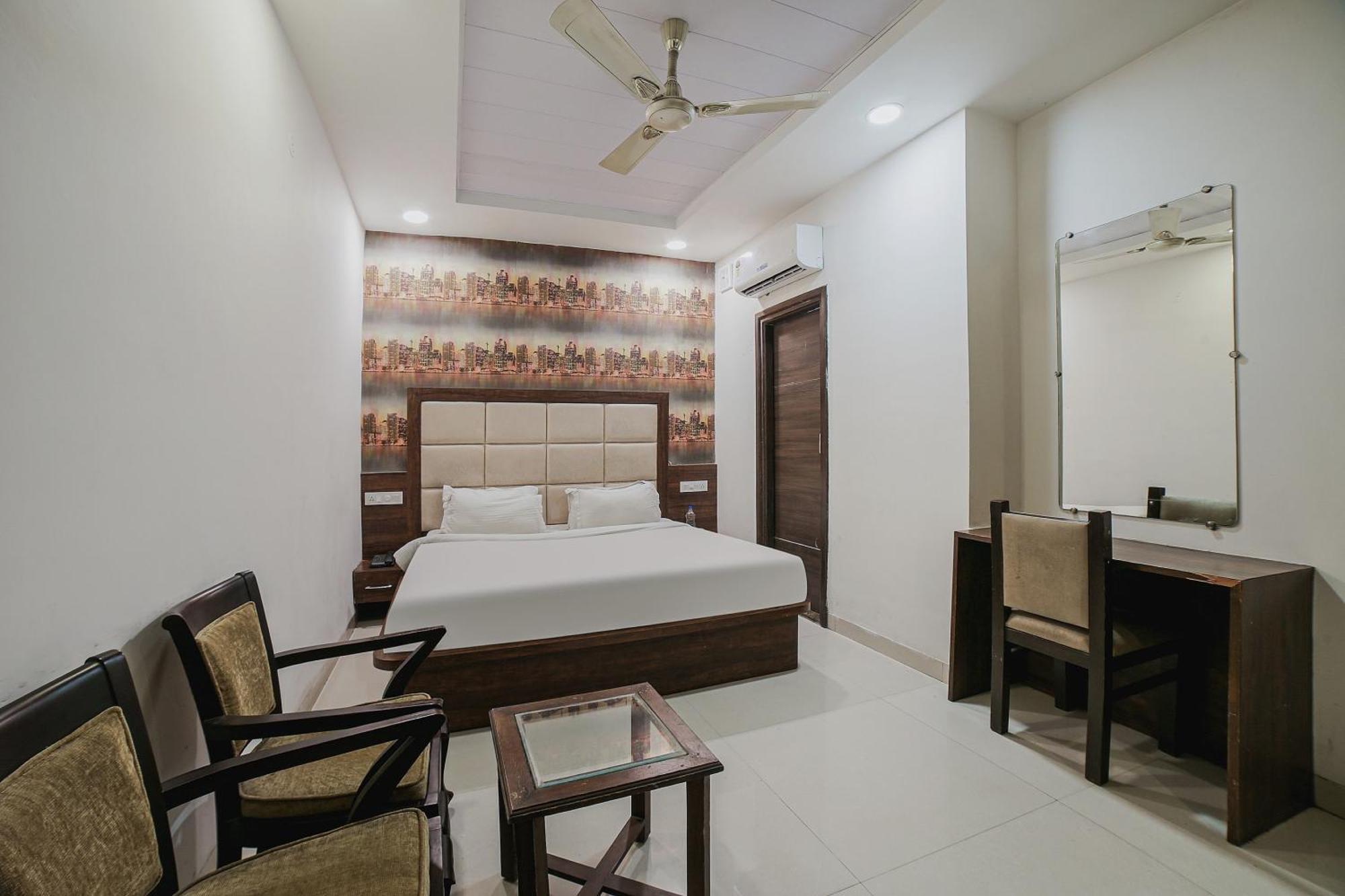 Townhouse Hollywood Heights Amritsar Exterior foto